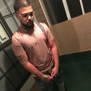 Meet your Posher, Elijah